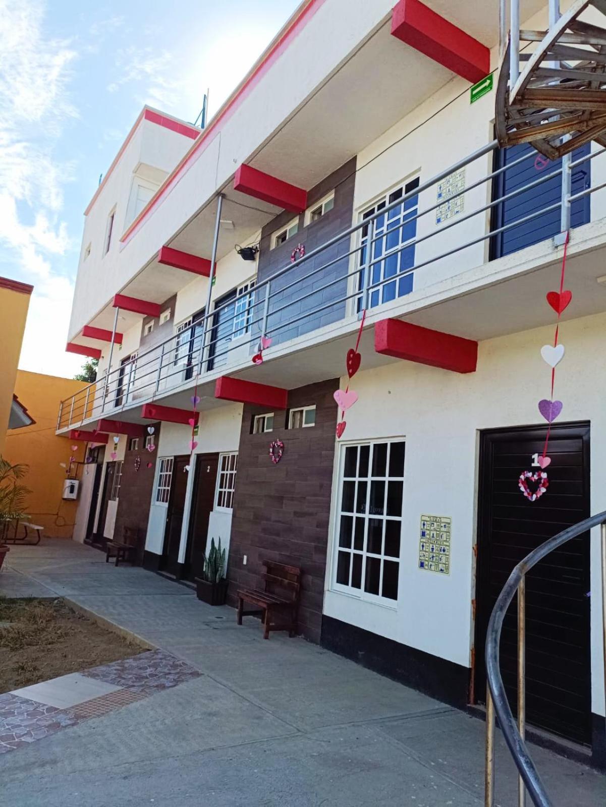 Casa Alebrijes Hotel San Agustin de las Juntas Exterior photo